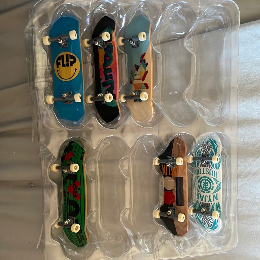 6 tech decks